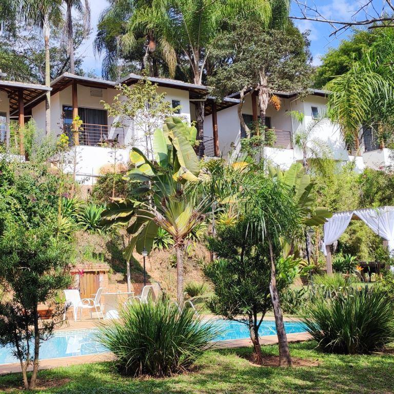 acima das piscinas (2)